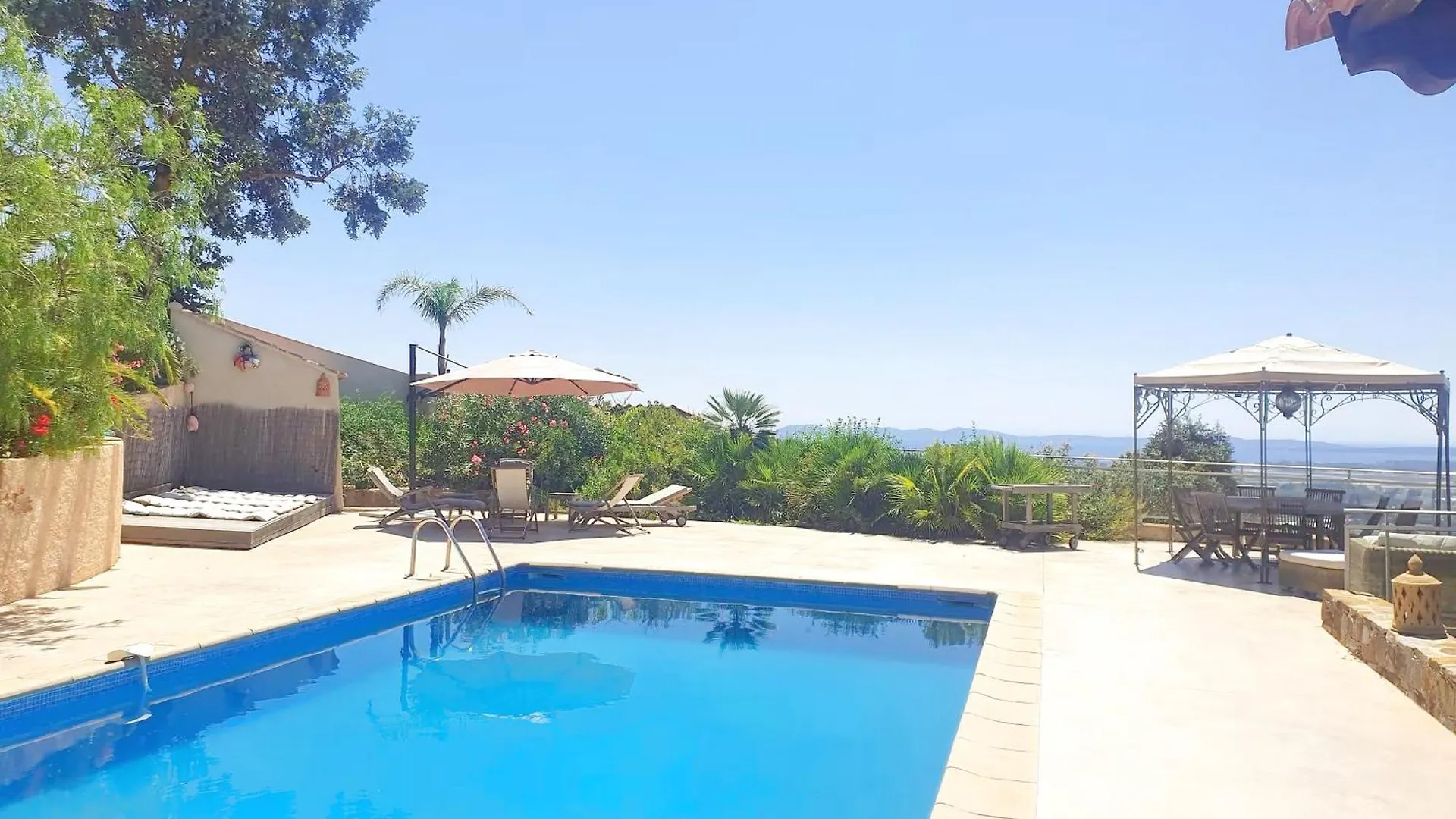 Superb Family House Hyeres Villa